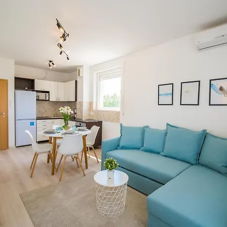 Апартаменты Myflat Golden Coast Panorama Шиофок