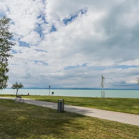 Апартаменты Myflat Golden Coast Panorama *