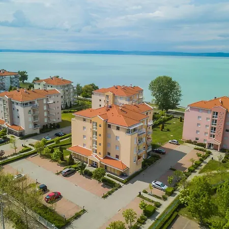 Апартаменты Myflat Golden Coast Panorama *