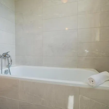 Myflat Golden Coast Panorama * シオーフォク