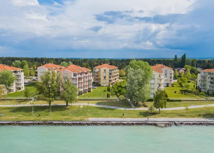 Myflat Golden Coast Panorama Apartmán *